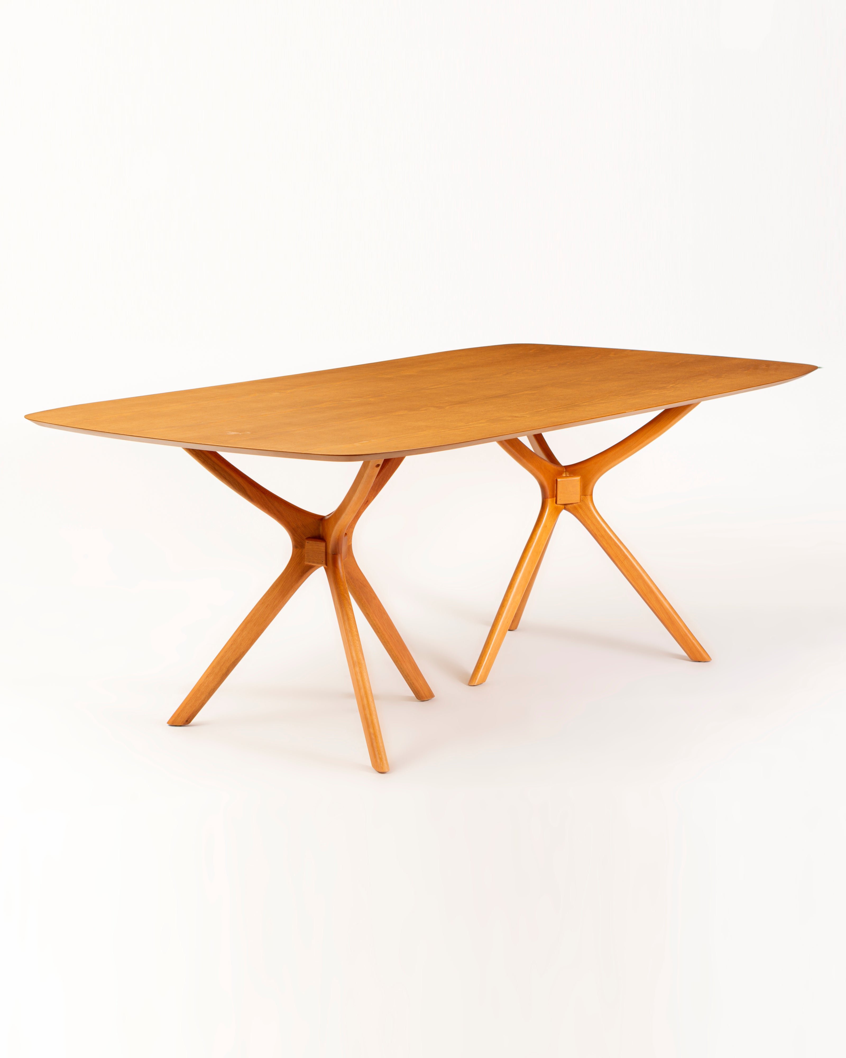 Mesa de Jantar Escuna